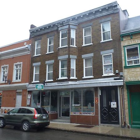 Auberge Jeunesse La Belle Planete Backpackers Hostel Квебек Екстер'єр фото