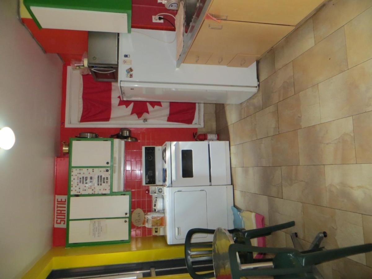 Auberge Jeunesse La Belle Planete Backpackers Hostel Квебек Екстер'єр фото