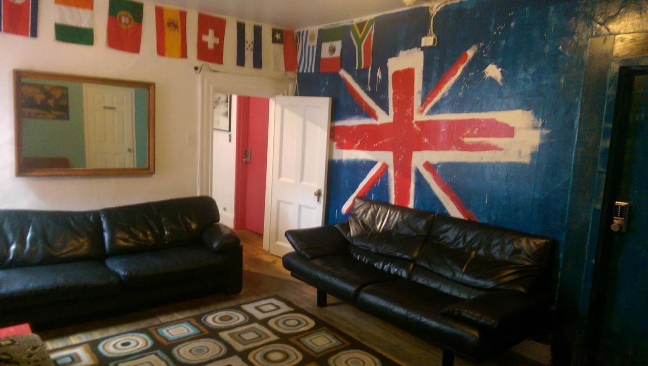 Auberge Jeunesse La Belle Planete Backpackers Hostel Квебек Екстер'єр фото